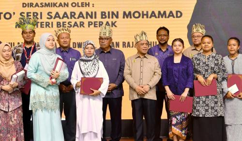 DATUK SERI SAARANI MOHAMAD