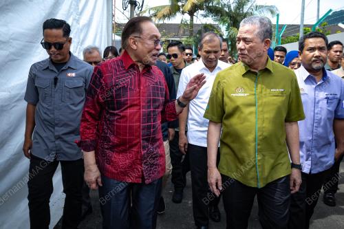 DATUK SERI ANWAR IBRAHIM