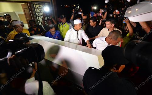 PK47_11062016_JENAZAH