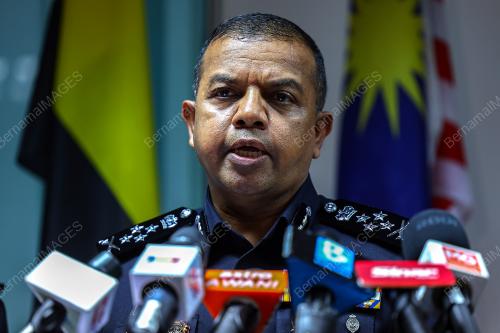 DATUK SERI AYOB KHAN MYDIN PITCHAY