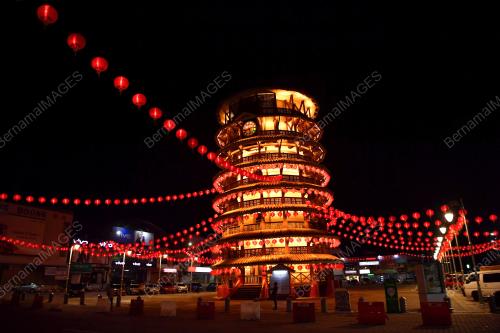 TINJAUAN PERSIAPAN TAHUN BARU CINA