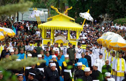 PK56_29052014_SULTAN_MANGKAT