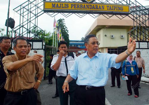 ABDUL AZIZ MOHD YUSOF