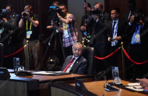 PNG08_18112018_APEC