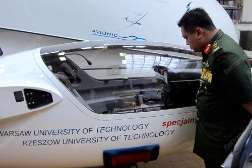POL01_22072012_TUANKU