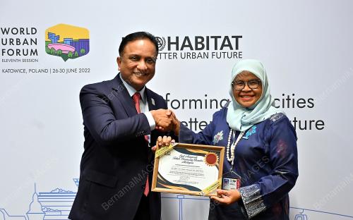 DATUK SERI REEZAL MERICAN NAINA MERICAN