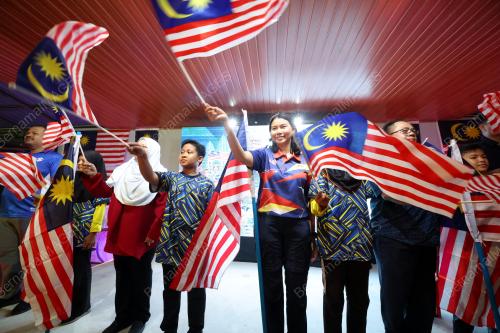 KEMPEN KIBAR JALUR GEMILANG
