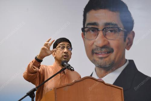DATUK ZAHIDI ZAINUL ABIDIN