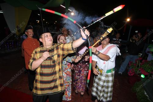 PR01_06082015_AIDILFITRI_504