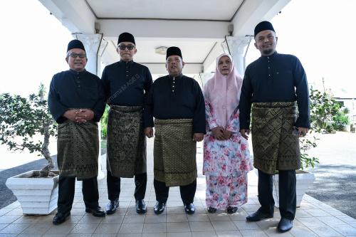 TUANKU SYED SIRAJUDDIN JAMALULLAIL
