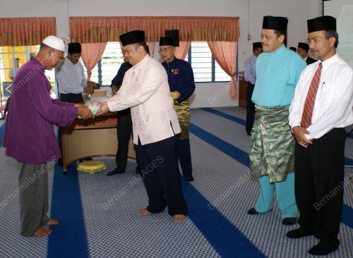 TUANKU FAIZUDDIN PUTRA