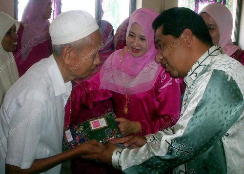 BANTUAN WANG ZAKAT