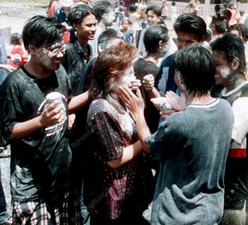 PESTA SONGKRAN 11