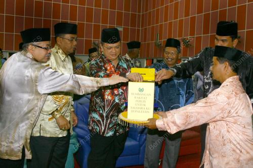 TUANKU SYED FAIZUDDIN PUTRA JAMALULLAIL