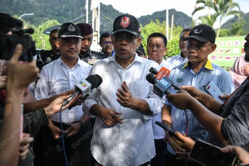 DATUK SERI SAIFUDDIN NASUTION ISMAIL