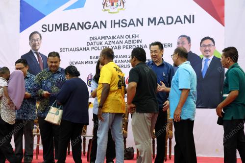 DATUK AZMAN ABIDIN