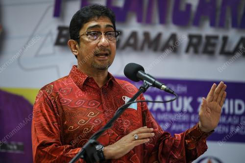 DATUK ZAHIDI ZAINUL ABIDIN