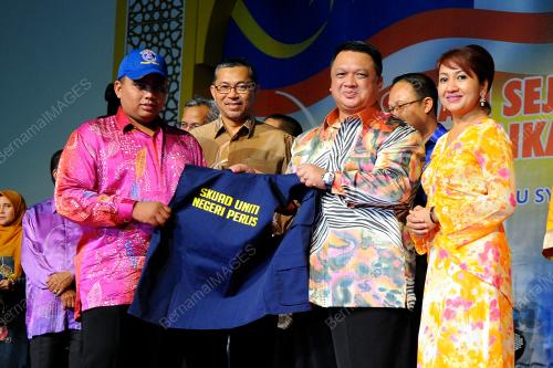 PR01_15102027_PERPADUAN