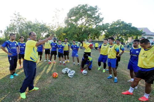 PR01_16012005_DOLLAH_SALLEH