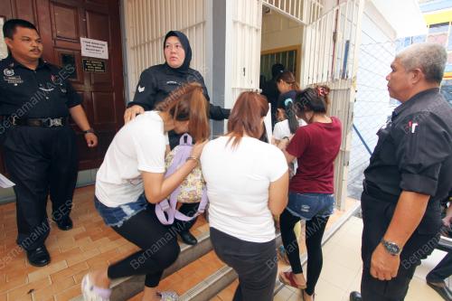 PR01_16032021_RUMAH_URUT