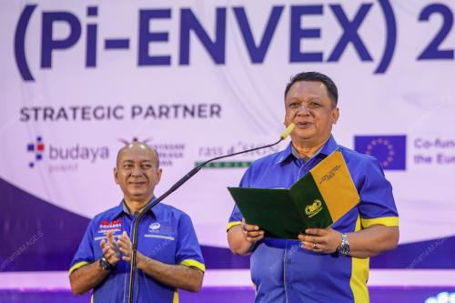 TUANKU SYED FAIZUDDIN PUTRA JAMALULLAIL
