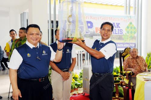 PR01_16072010_GOLF_PERLIS