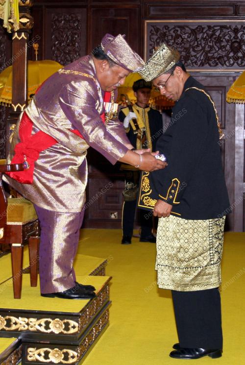 TUANKU SYED SIRAJUDDIN SYED PUTRA JAMALULLAIL