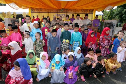 PR01_17072015_ISTANA_ARAU