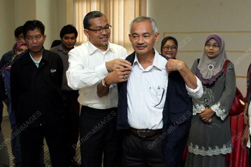 PR01_17102014_AZLAN_MAN