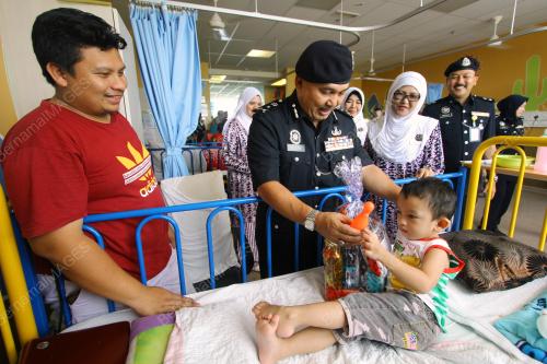 PR01_18042017_POLIS_HOSPITAL