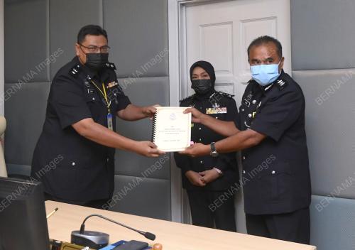 DATUK SURINA SAAD