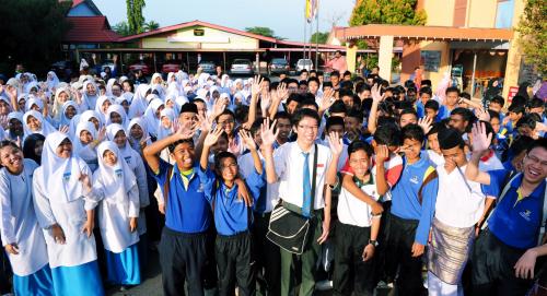 PELAJAR SMK DATO SHEIKH AHMAD