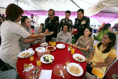 PR01_19082013_RAYA_POLIS