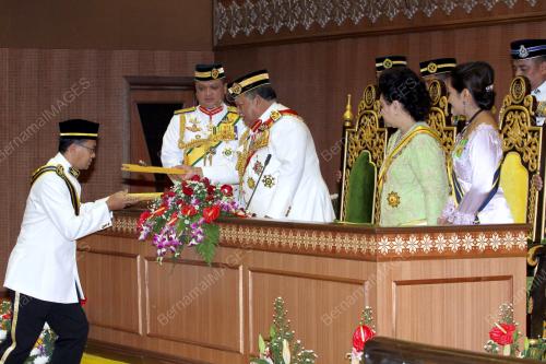 PR01_19082014_PERSIDANGAN_DUN