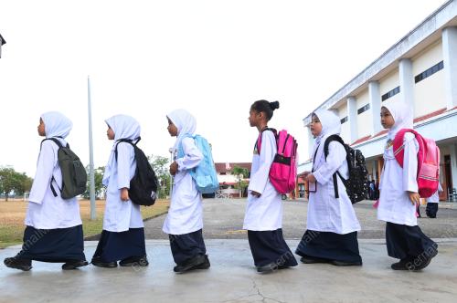 PENGGAL PERTAMA SEKOLAH SESI 2023/2024