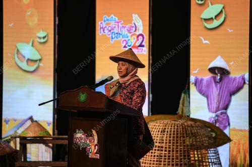 DATUK SERI NANCY SHUKRI
