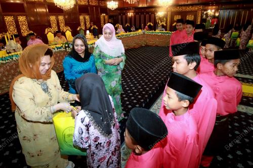 PR01_21072013_IFTAH_ISTANA