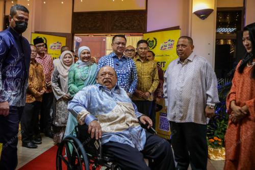 TUANKU SYED SIRAJUDDIN JAMALULLAIL