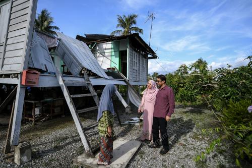 DATUK ZAHIDI ZAINUL ABIDIN