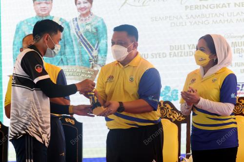 TUANKU SYED FAIZUDDIN PUTRA JAMALULLAIL
