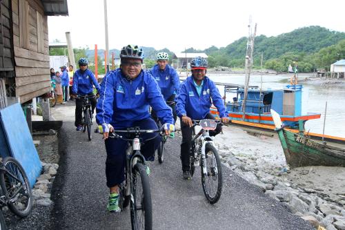 PR01_26042017_KAYUHAN_RHB