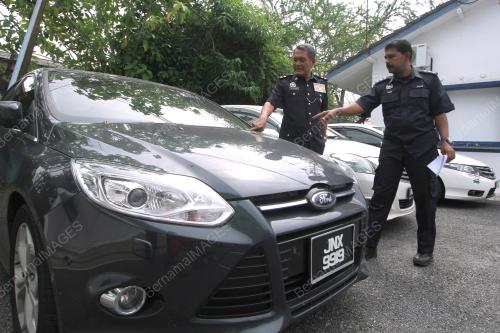 PR01_26062015_CURI_KERETA