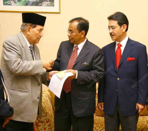 DR MD ISA SABU