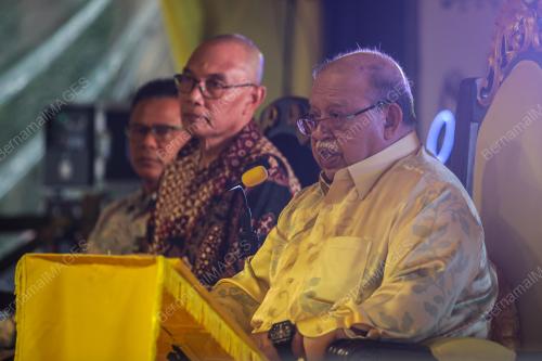 TUANKU SYED SIRAJUDDIN JAMALULLAIL