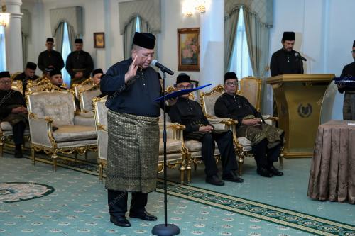 TUANKU SYED SIRAJUDDIN JAMALULLAIL