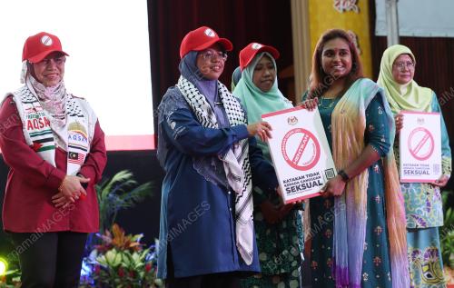 DATUK AIMAN ATHIRAH SABU