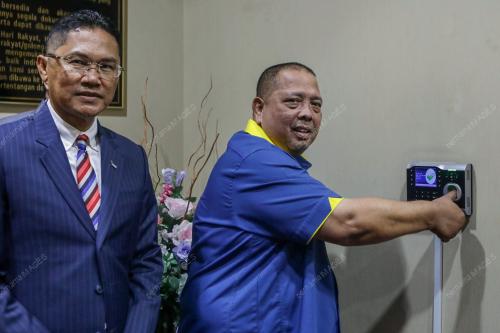 ABU BAKAR HAMZAH