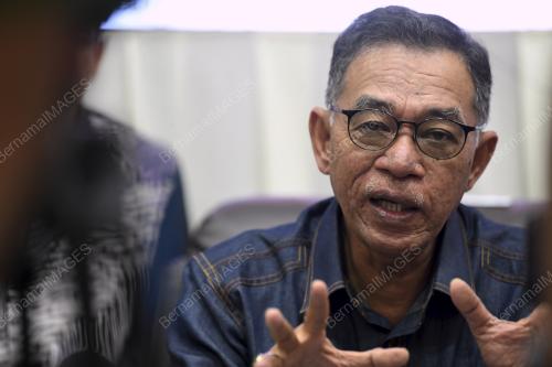 DATUK ROSOL WAHID