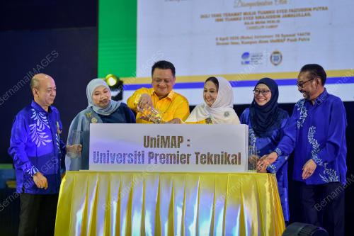 TUANKU SYED FAIZUDDIN PUTRA JAMALULLAIL