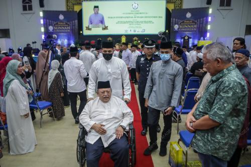 TUANKU SYED SIRAJUDDIN JAMALULLAIL